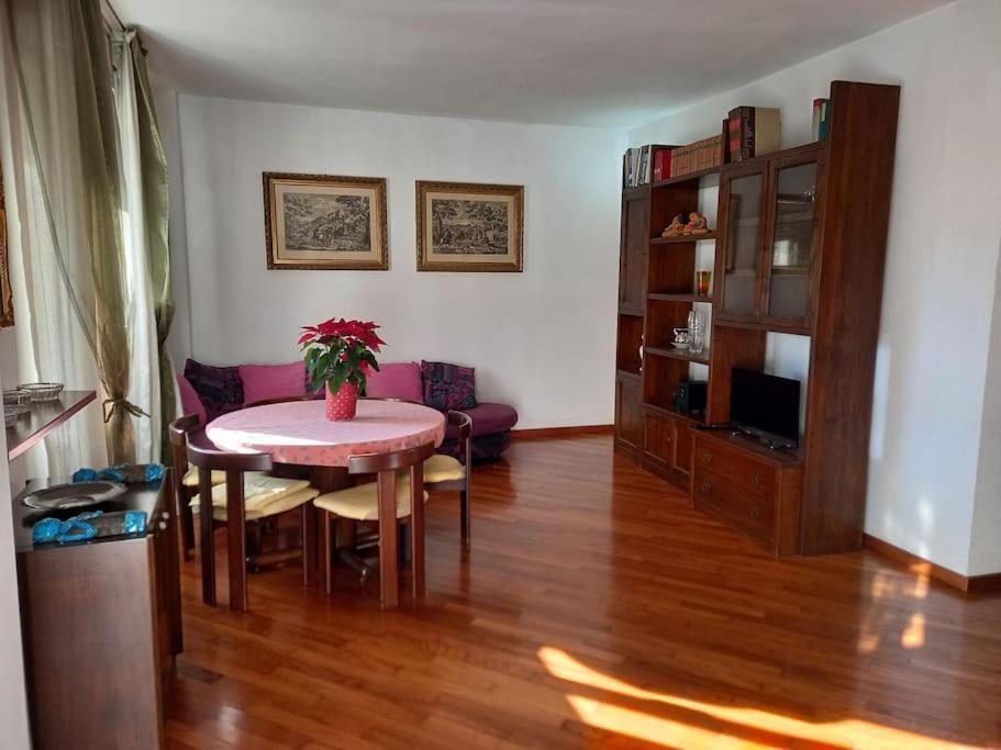 Casa Lola Apartman Livorno Kültér fotó