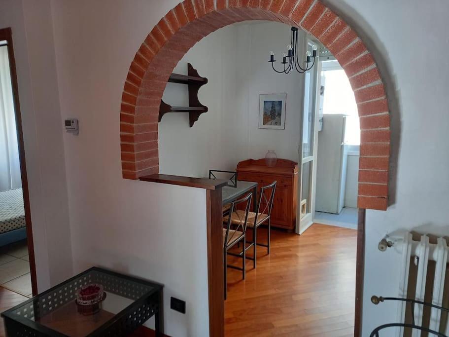 Casa Lola Apartman Livorno Kültér fotó